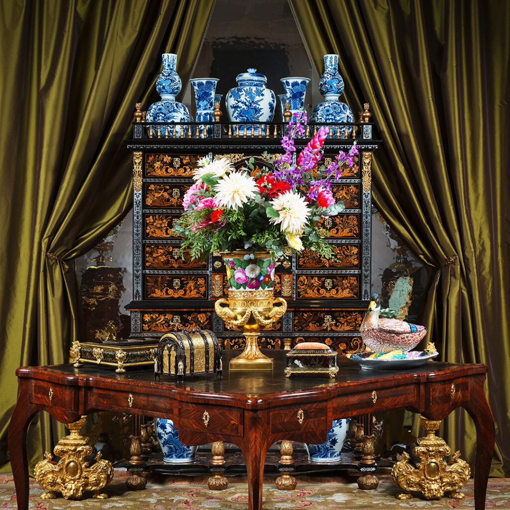 TEFAF-Maastricht-2024-Julien-Baruzzo-et-Joan-Madera-Amich-Christophe-de-Quenetain-1080px