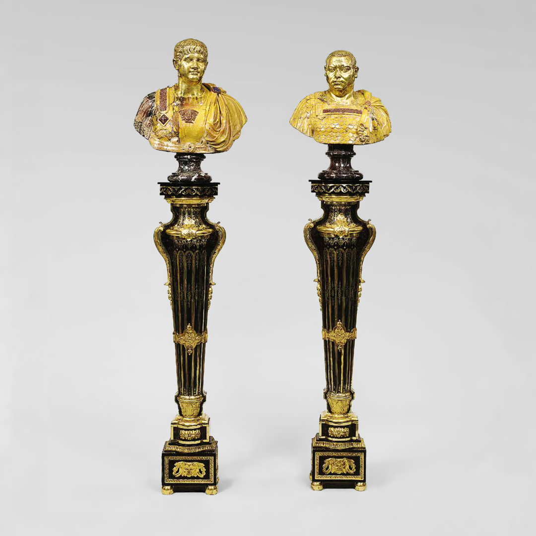 Paire-de-scabellons-par-Andre-Charles-Boulle-Christophe-de-Quenetain-historien-de-lart